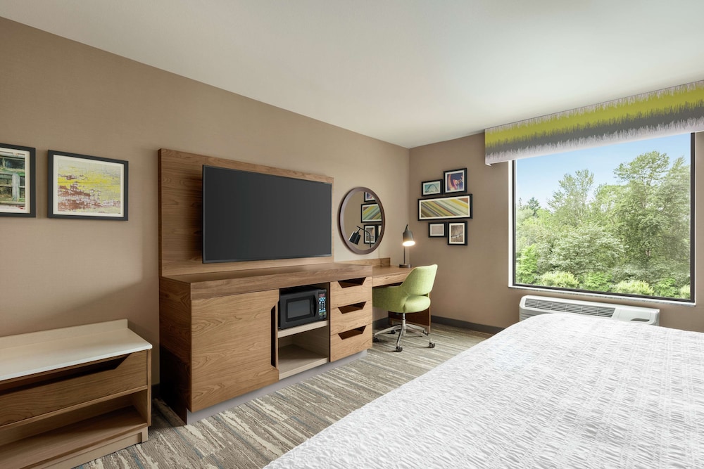 Hampton Inn & Suites Tacoma Puyallup - photo 4