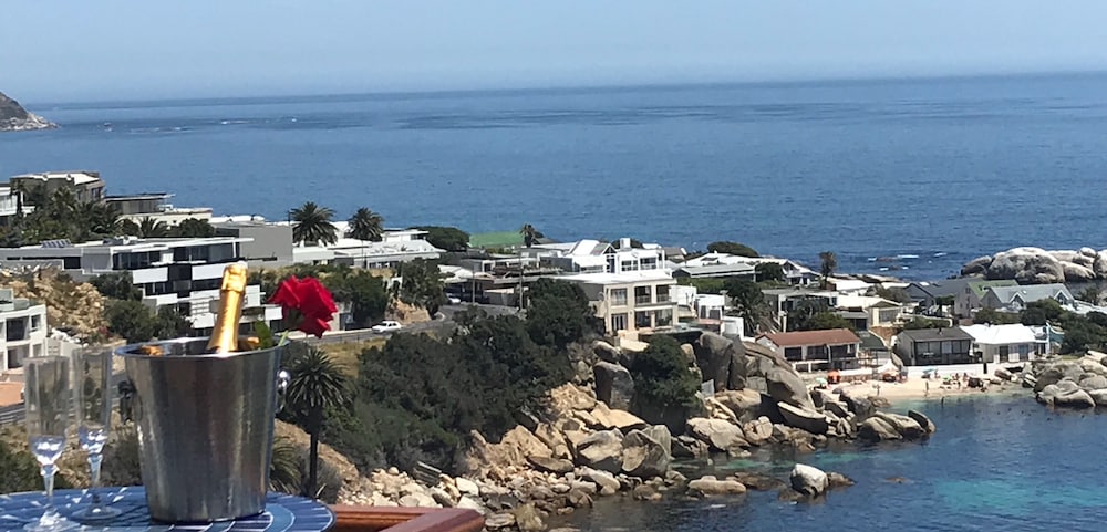 51 On Camps Bay — 4-Star Luxury Hotel in Cape Town, South Africa