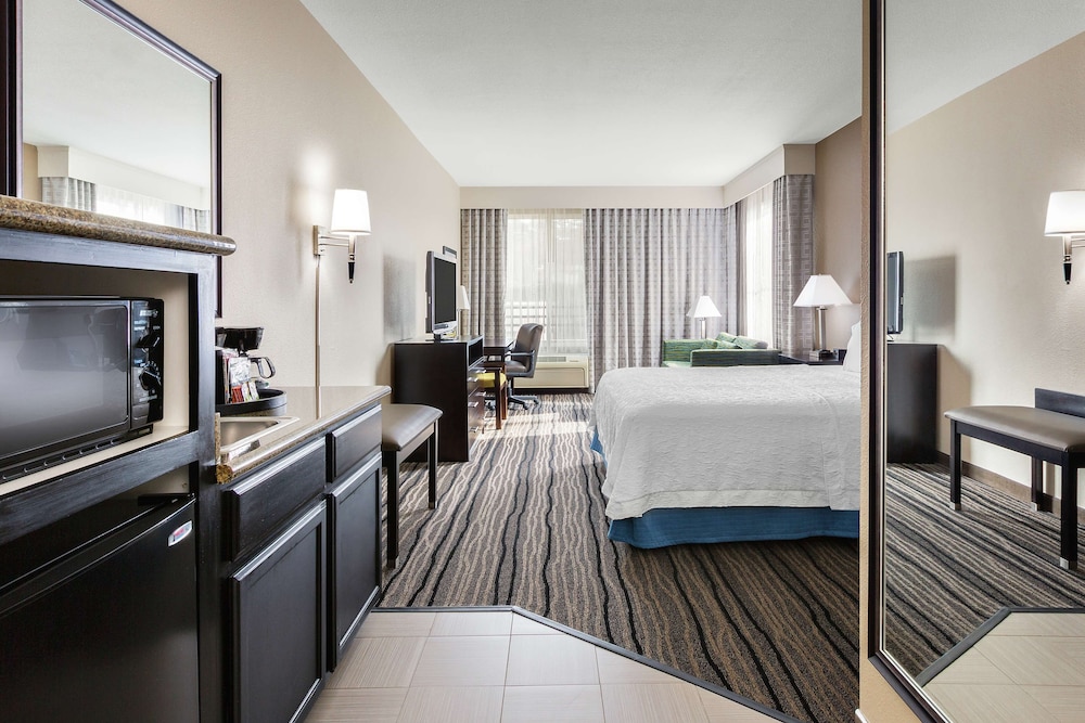 Hampton Inn & Suites Mountain View - photo 26