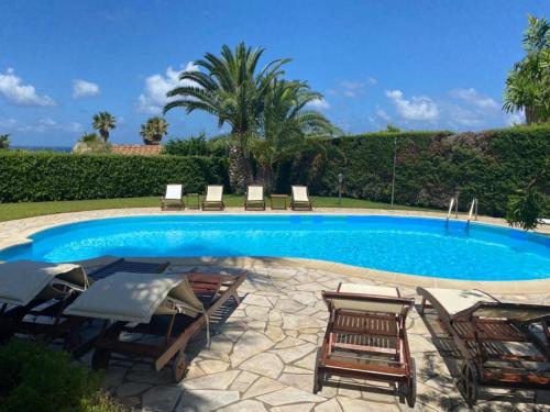Amazing Sunset With Swimming Pool — Custonaci