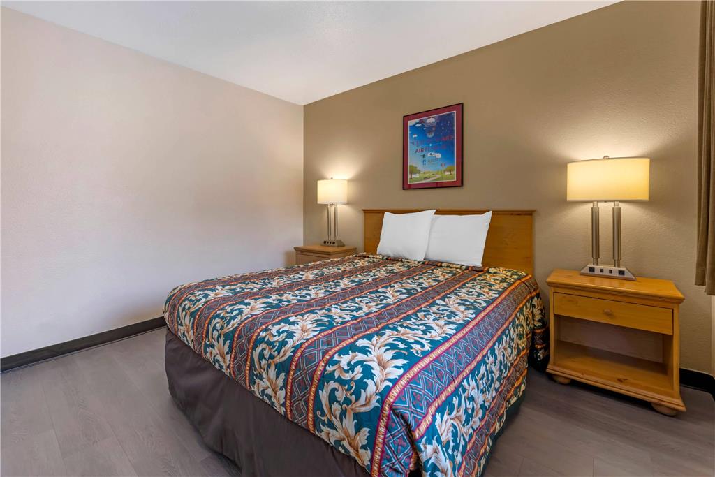 Rodeway Inn Albany - photo 14