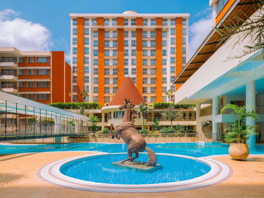 Mövenpick Hotel & Residences Nairobi