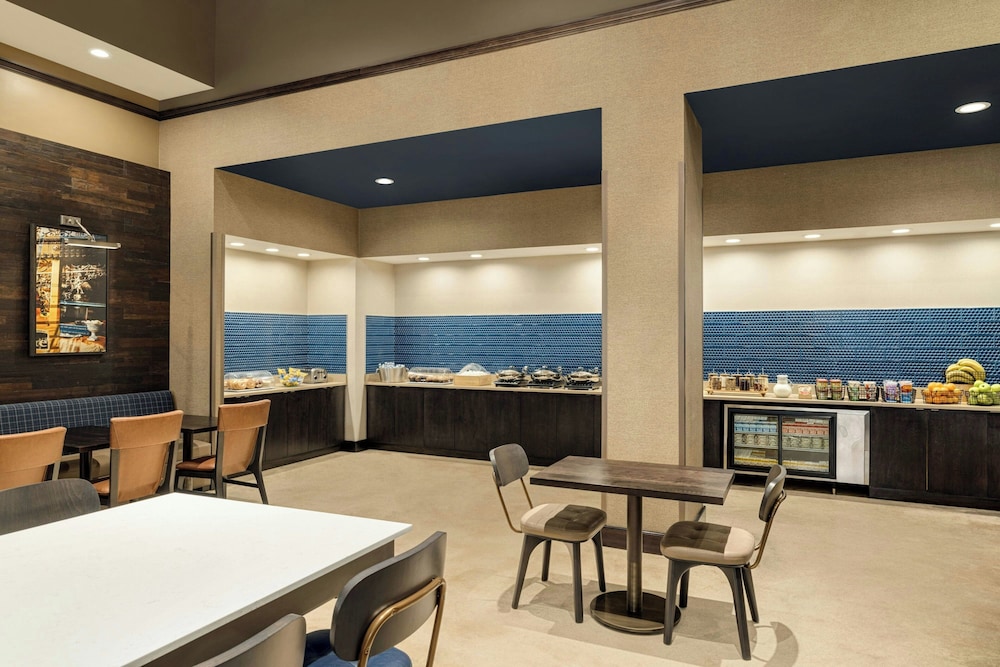 Fairfield Inn & Suites New Orleans Downtown - photo 32