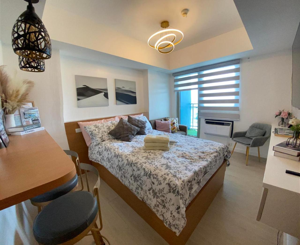 Leisurestay Studio Azure North By The Bali Corner At Azure North Wave Pool And Man Made Beach View — 4-Star Luxury Hotel in San Fernando, Philippines
