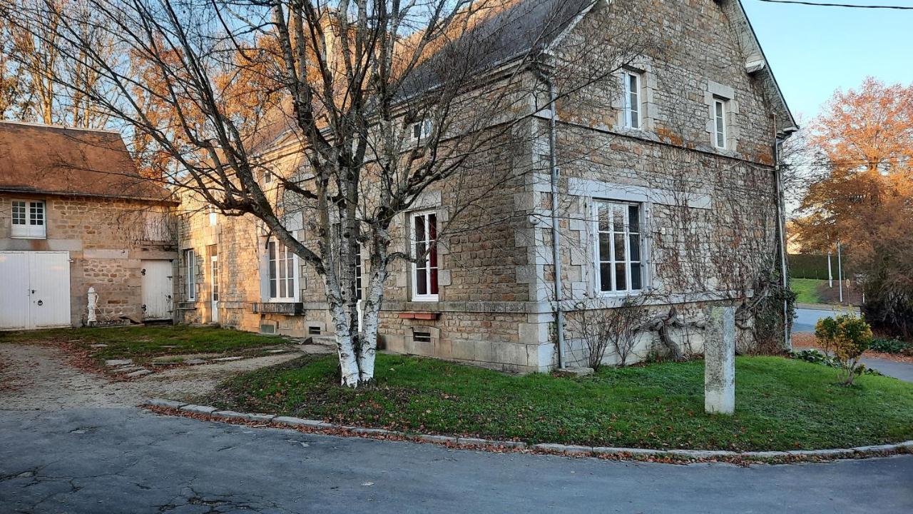 Les Mancelles — 4-Star Luxury Hotel in Conde-Sur-Sarthe, France