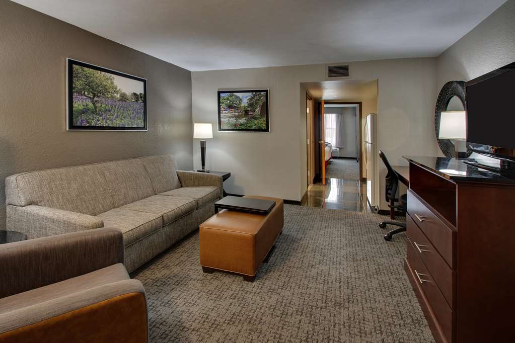 Drury Inn & Suites San Antonio Northwest Medical Center - photo 40