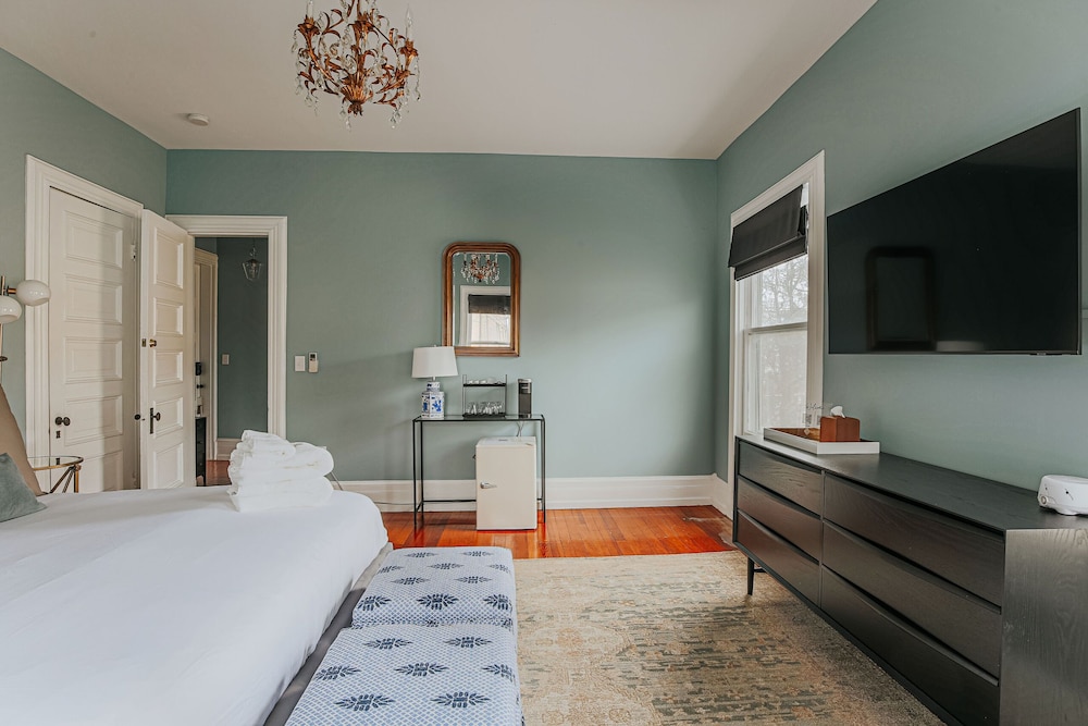The Historic Berkeley Place - photo 22