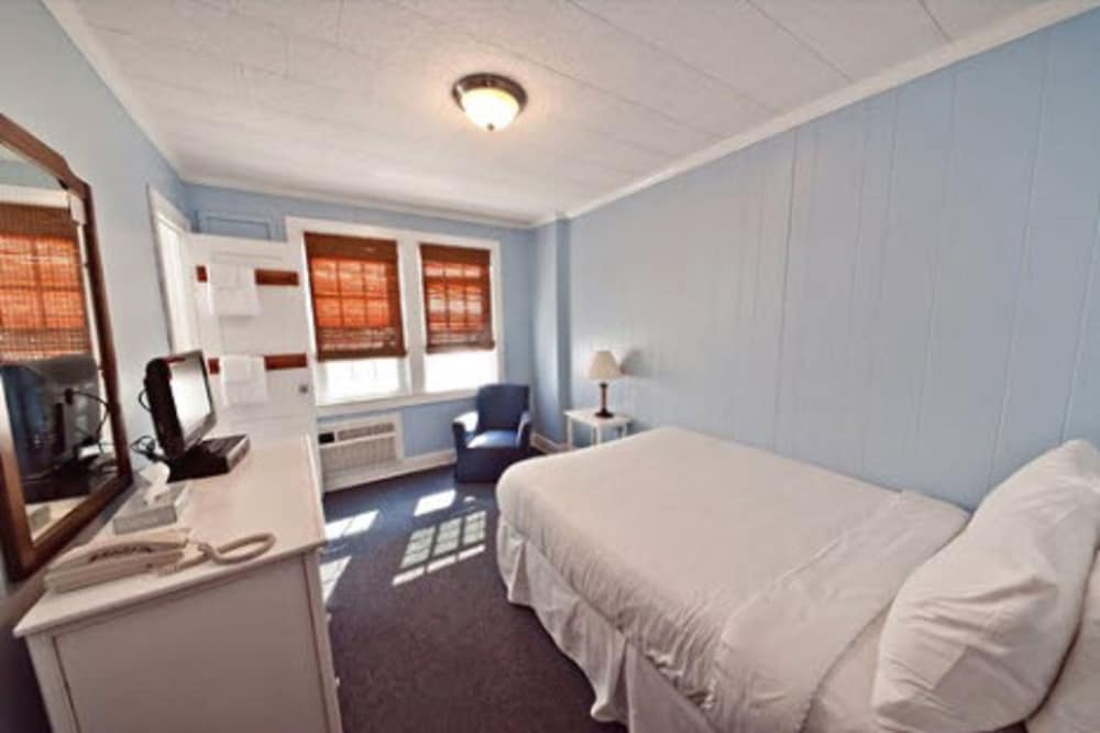 Lankford Hotel and Lodge - photo 14