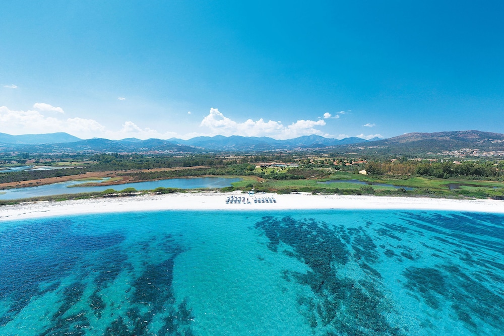 Amareclub Janna e Sole — 4-Star Luxury Hotel in Budoni, Italy