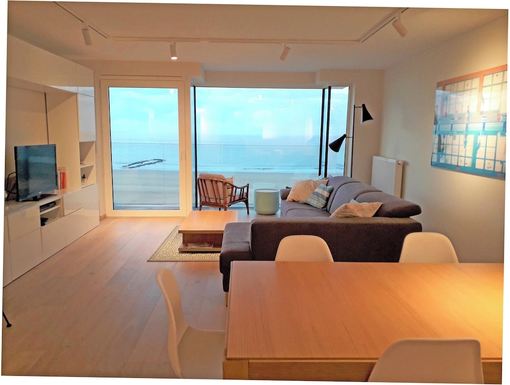 Apartment in Het Zoute with Sea Views — 4-Star Luxury Hotel in Knokke-Heist, Belgium