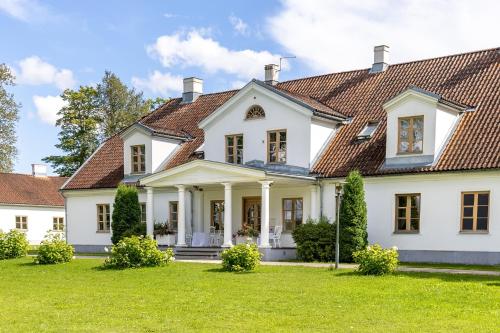 Skangaļu muiža — hotel in Valmiera