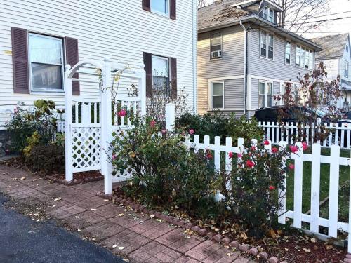 Pet Friendly 30Min To Downtown The Bostonian - photo 5