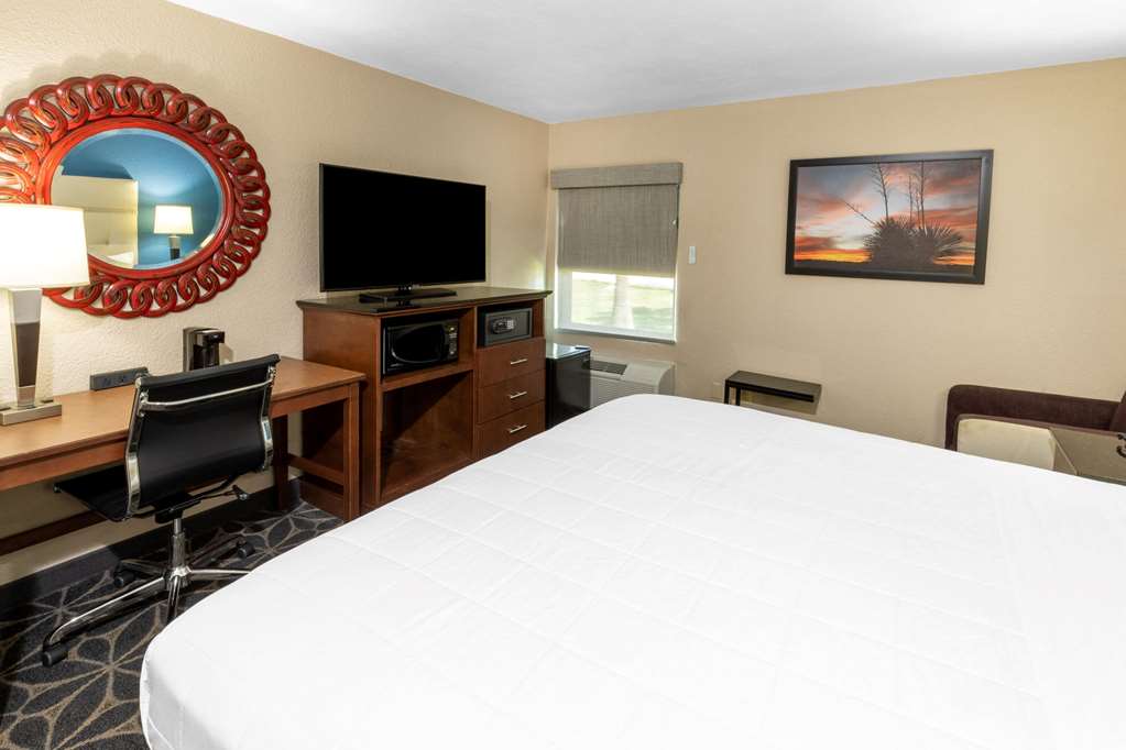 Baymont by Wyndham McAllen Pharr - photo 20