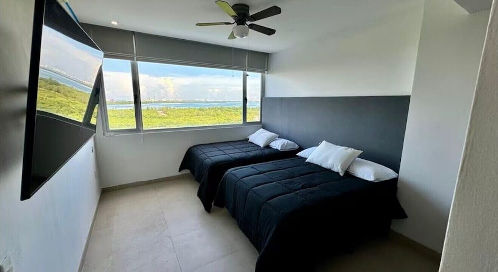 Yuum Ha — 4-Star Luxury Hotel in Cancun, Mexico