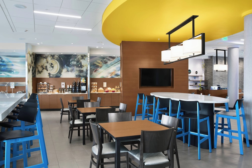 Fairfield Inn & Suites by Marriott Daytona Beach Speedway Airport - photo 24