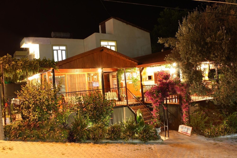 Akay Hotel - carbon neutral hotel in Kas