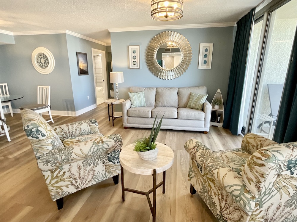 1003 Brighton Fully Remodeled And Access To Resort Amenities 2 Bedroom Condo - featured photo