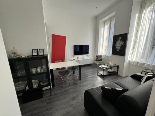 Maisons Milano Via Torino — 4-Star Luxury Hotel in Milan, Italy