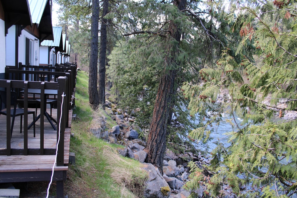 LOGE Leavenworth Riverside - photo 24