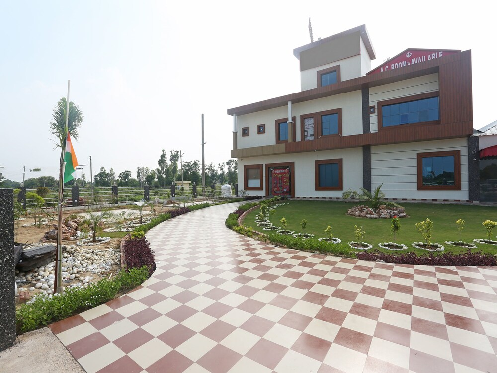 OYO 17312 Tandoori Veg Hotel in Hisar, India