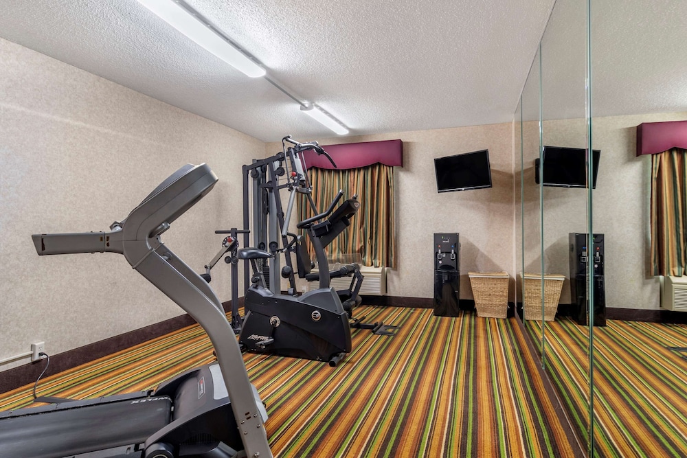 Quality Inn Marietta near Dobbins ARB - photo 32