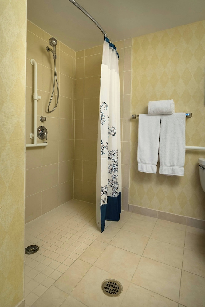 Residence Inn by Marriott Madison West Middleton - photo 31