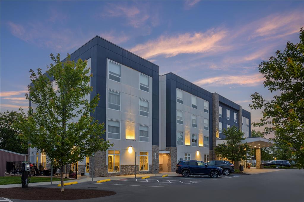 Best Western Plus Hershey - photo 13