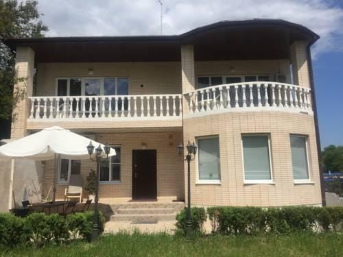 Hotel Dacha — hotel in Novocherkassk