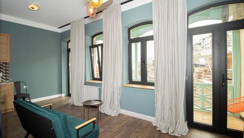 Superior Apartment In Abanotubani By Wehost