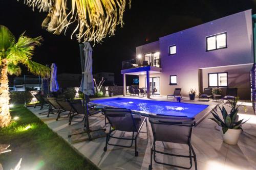 BRAND NEW Villa Adriatic Bay2 with a private pool — 4-Star Luxury Hotel in Novalja, Croatia