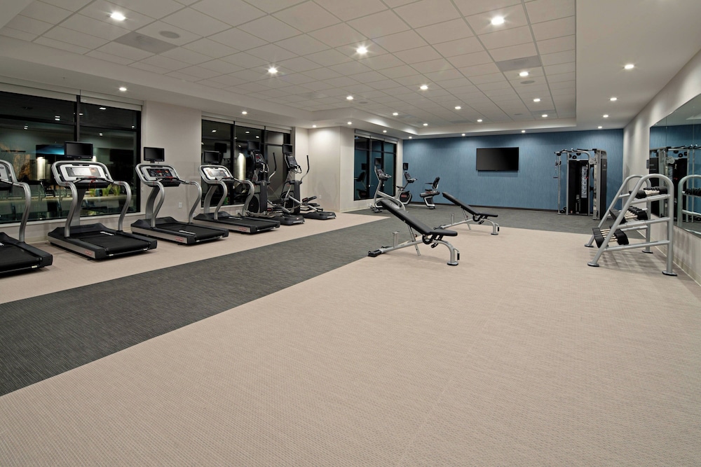 SpringHill Suites by Marriott Valencia - photo 20