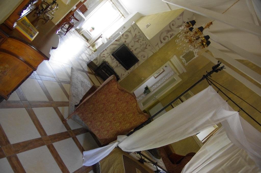 Azania in Donetsk, Ukraine