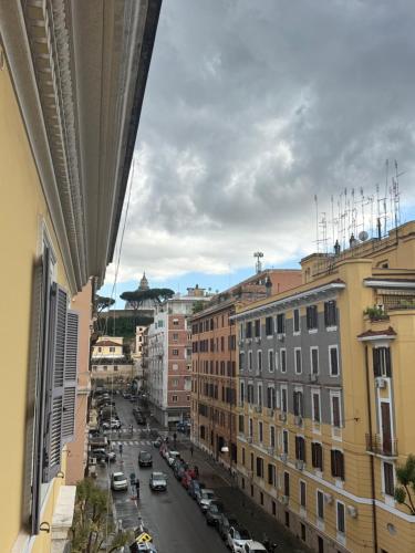 Mocenigo Boutique Apartment — 4-Star Luxury Hotel in Rome, Italy