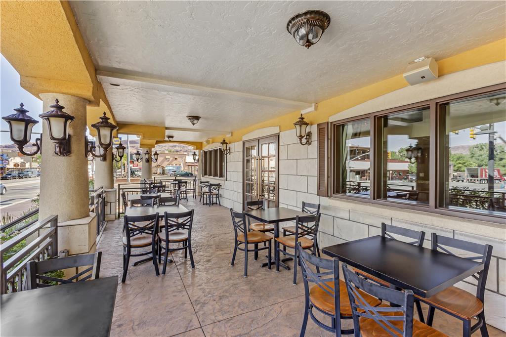 Best Western Plus Greenwell Inn - photo 27