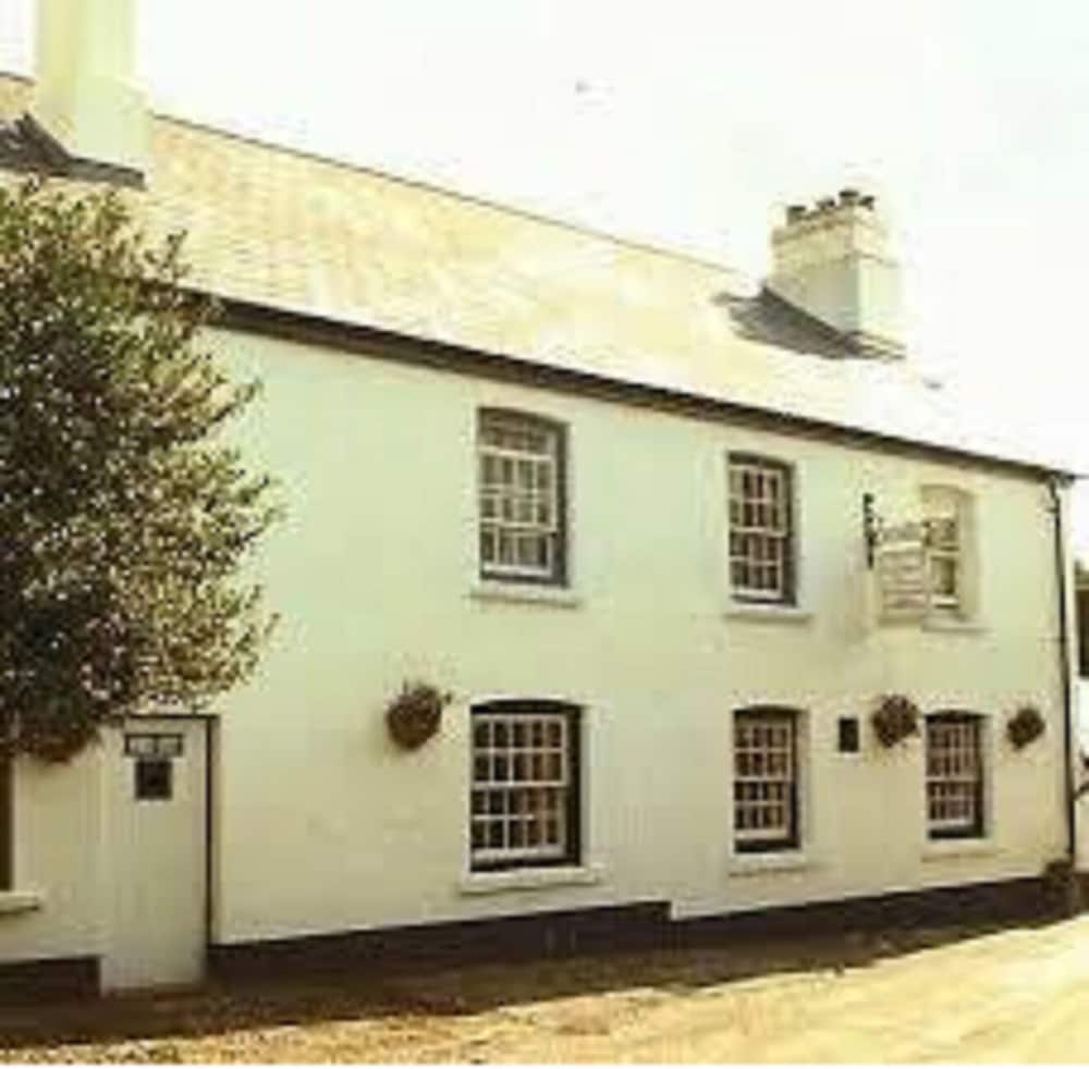 The Walkhampton Inn in Yelverton, United Kingdom