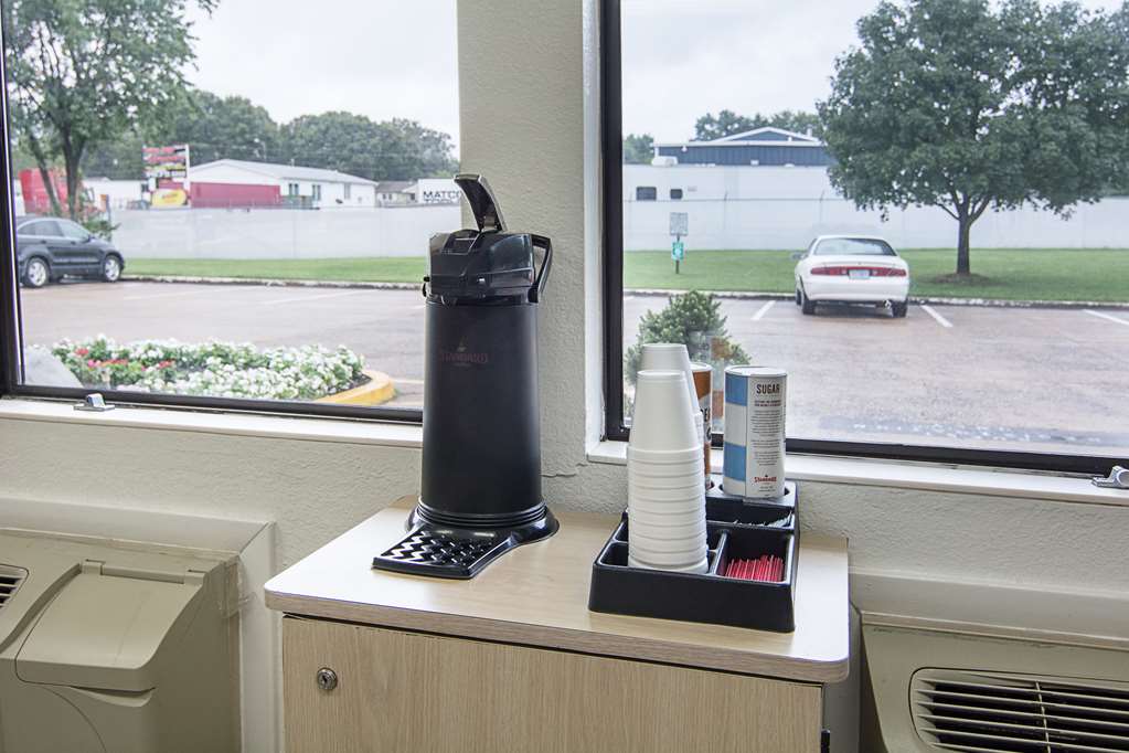Motel 6 Fredericksburg VA North - photo 20