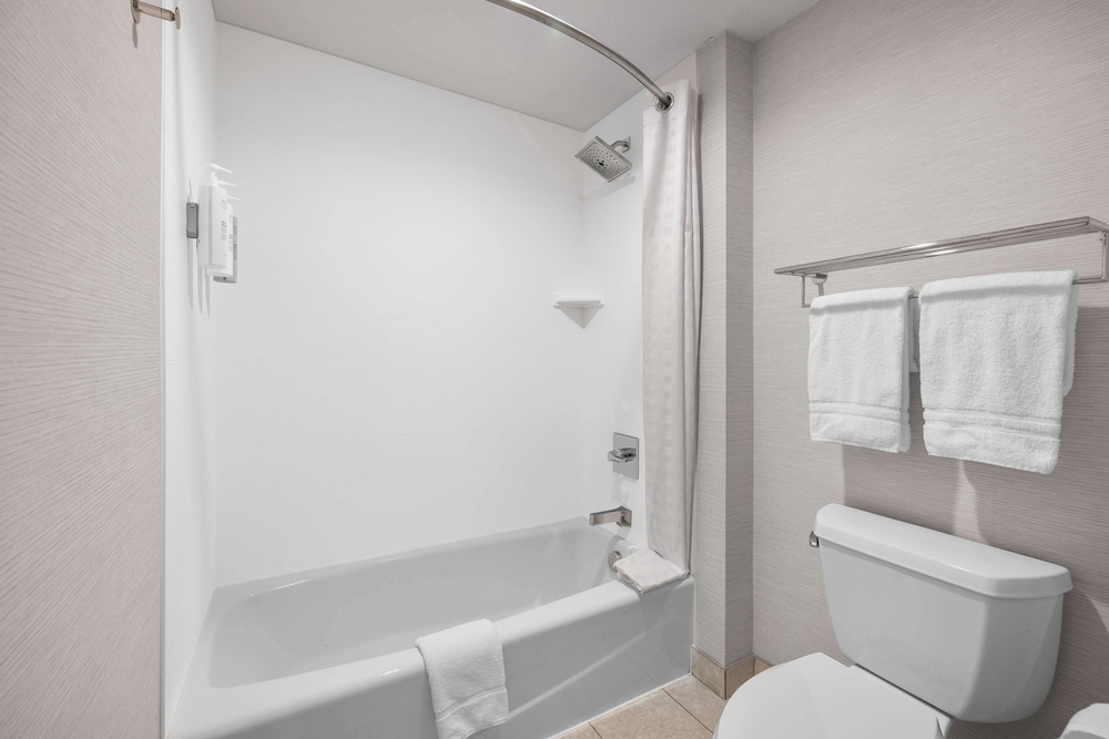 Homewood Suites by Hilton San Diego Airport Liberty Station - photo 30