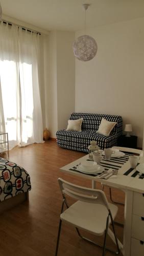 Monolocale Zona Loreto Mm1 Pasteur P1 — 4-Star Luxury Hotel in Milan, Italy