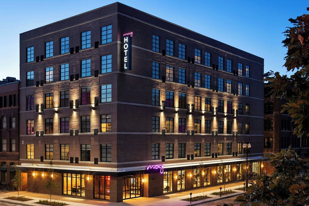Moxy Omaha Downtown - photo 33