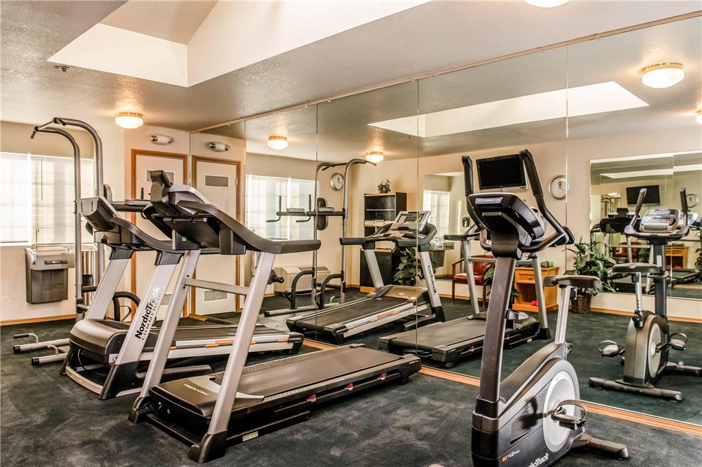 Clarion Hotel By Humboldt Bay - photo 31