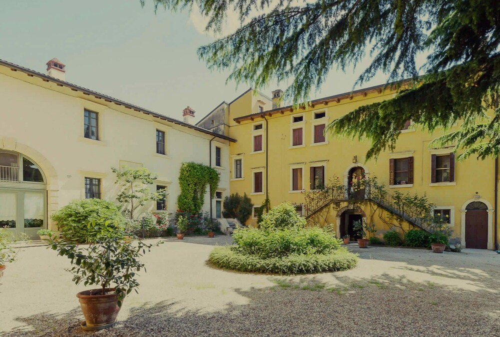 Corte Jago - carbon neutral hotel in Negrar