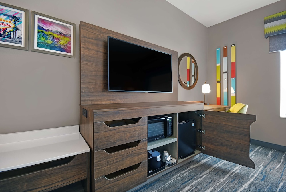Hampton Inn Las Vegas Strip South NV - photo 12