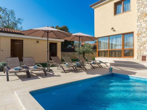 Holiday Home Villa Vatovac by Interhome — 4-Star Luxury Hotel in Tar, Croatia