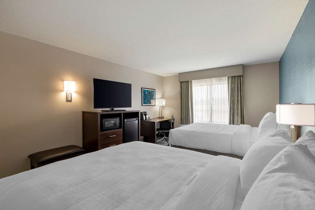 Best Western Watertown Inn and Suites - photo 18