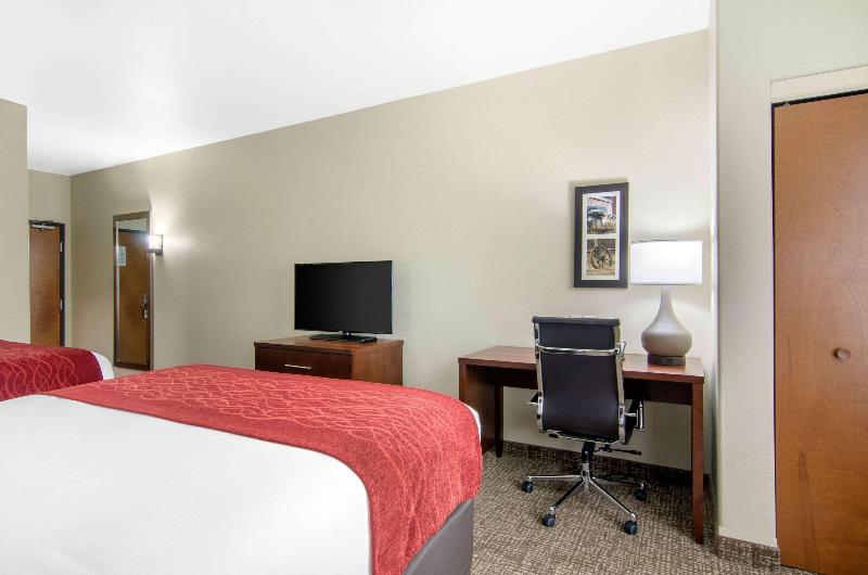 Comfort Inn & Suites Shawnee Kansas City - photo 10