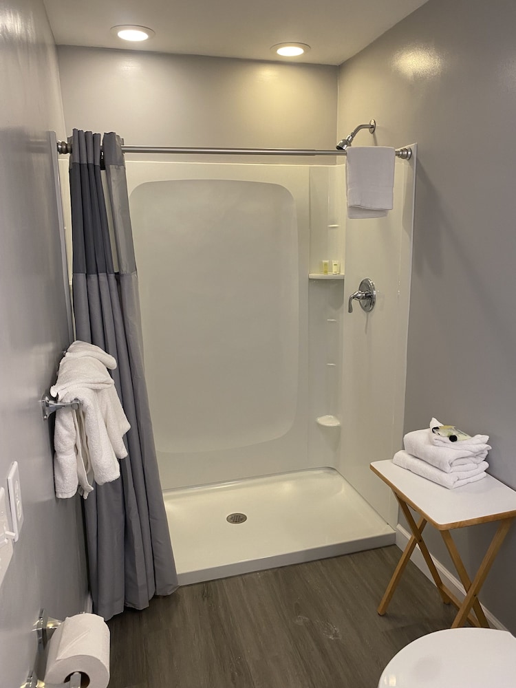 The Taber Inne & Suites - photo 29