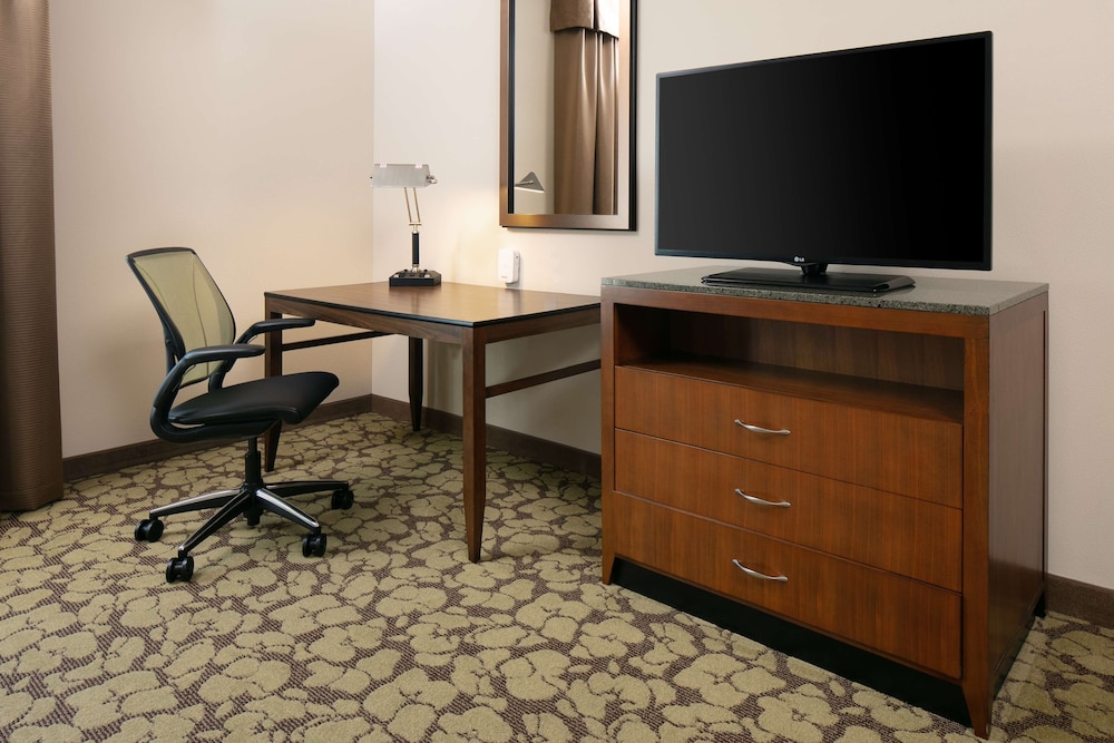 Hilton Garden Inn Bettendorf Quad Cities - photo 22