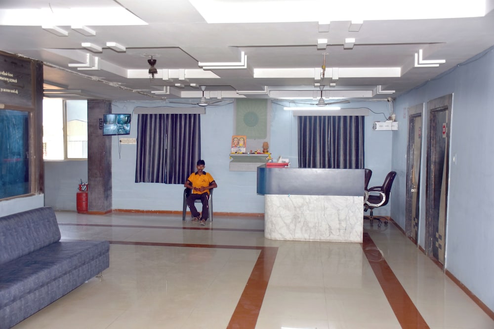 Hotel Divya Palace — Ahmedabad — photo 2