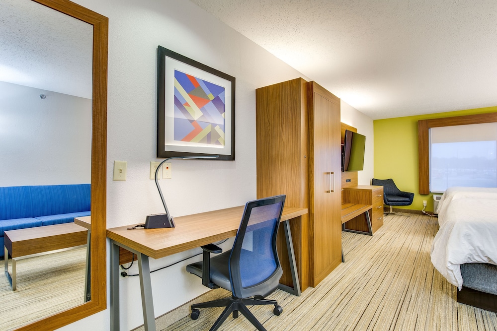 Holiday Inn Express Vincennes by IHG - photo 5