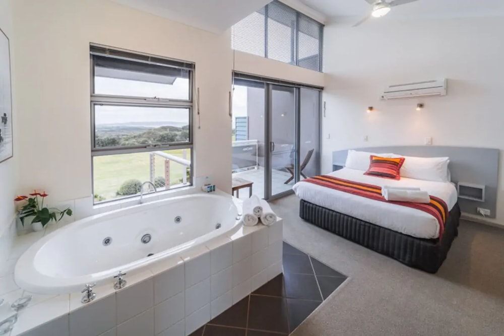 Cosy Corner Sea View Apartments — 4-Star Luxury Hotel in Albany, Australia